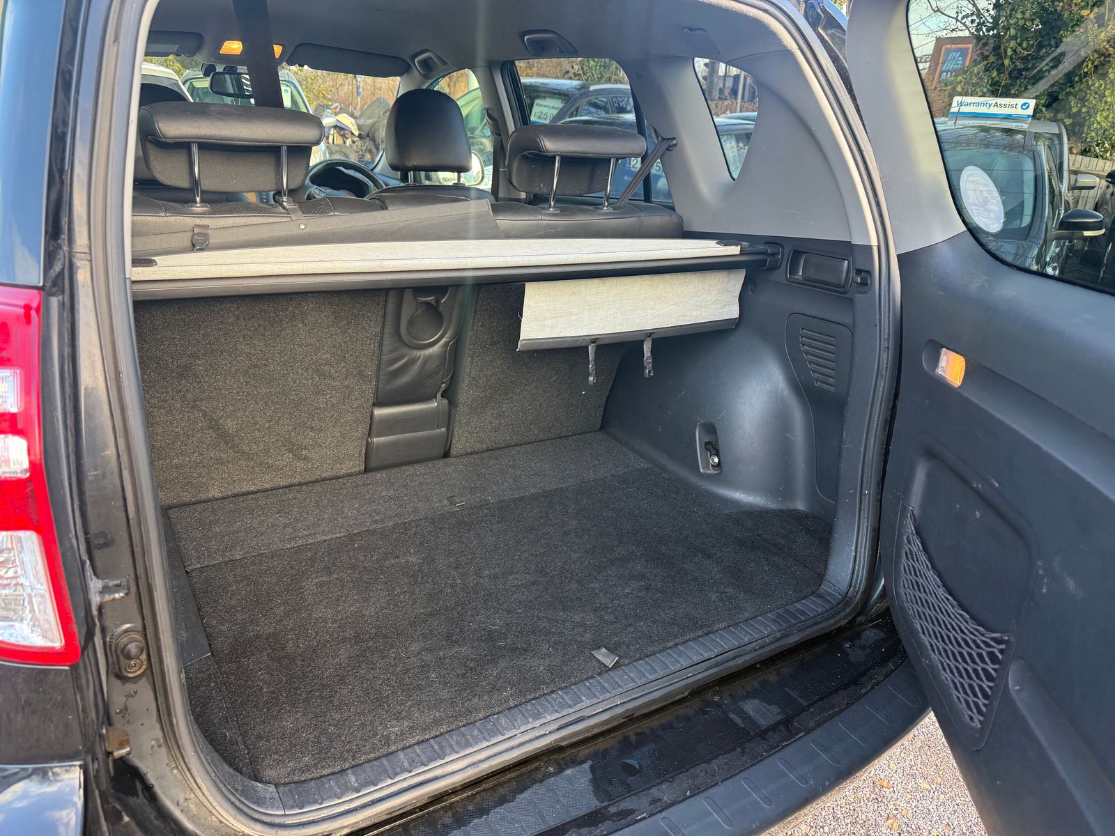 Toyota RAV4 2.0 V-Matic XT-R SUV 5dr Petrol Multidrive S 4WD Euro 4 (158 ps) 5dr Automatic 2009