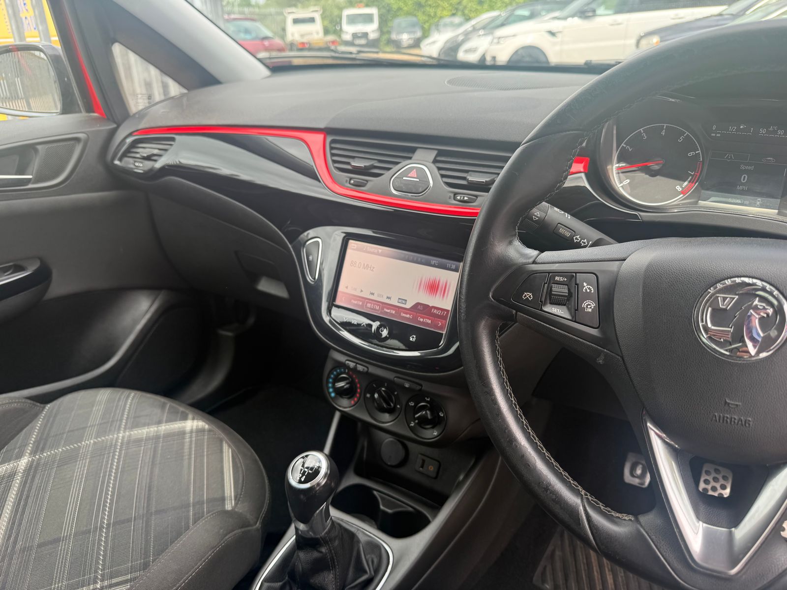 Vauxhall Corsa 1.4i ecoTEC Limited Edition Hatchback 3dr Petrol Manual Euro 6 (90 ps) 3dr Manual 2015