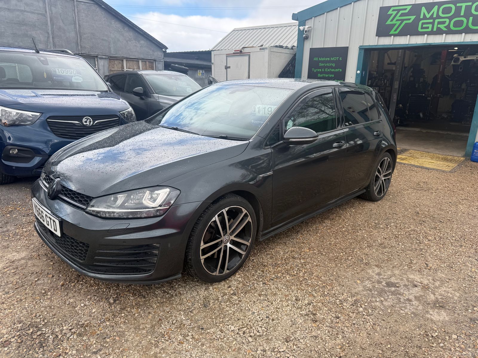 Volkswagen Golf 2.0 TDI BlueMotion Tech GTD Hatchback 5dr Diesel DSG Euro 6 (s/s) (184 ps) 5dr Automatic 2016