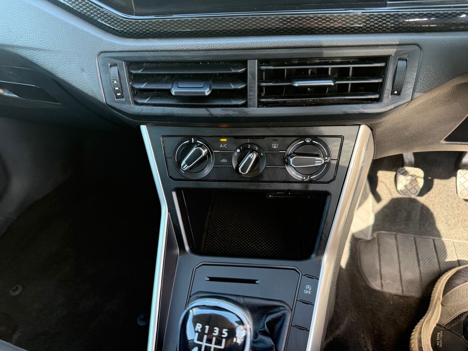 Volkswagen Polo 1.0 TSI Life Hatchback 5dr Petrol Manual Euro 6 (s/s) (95 ps) 5dr Manual 2024