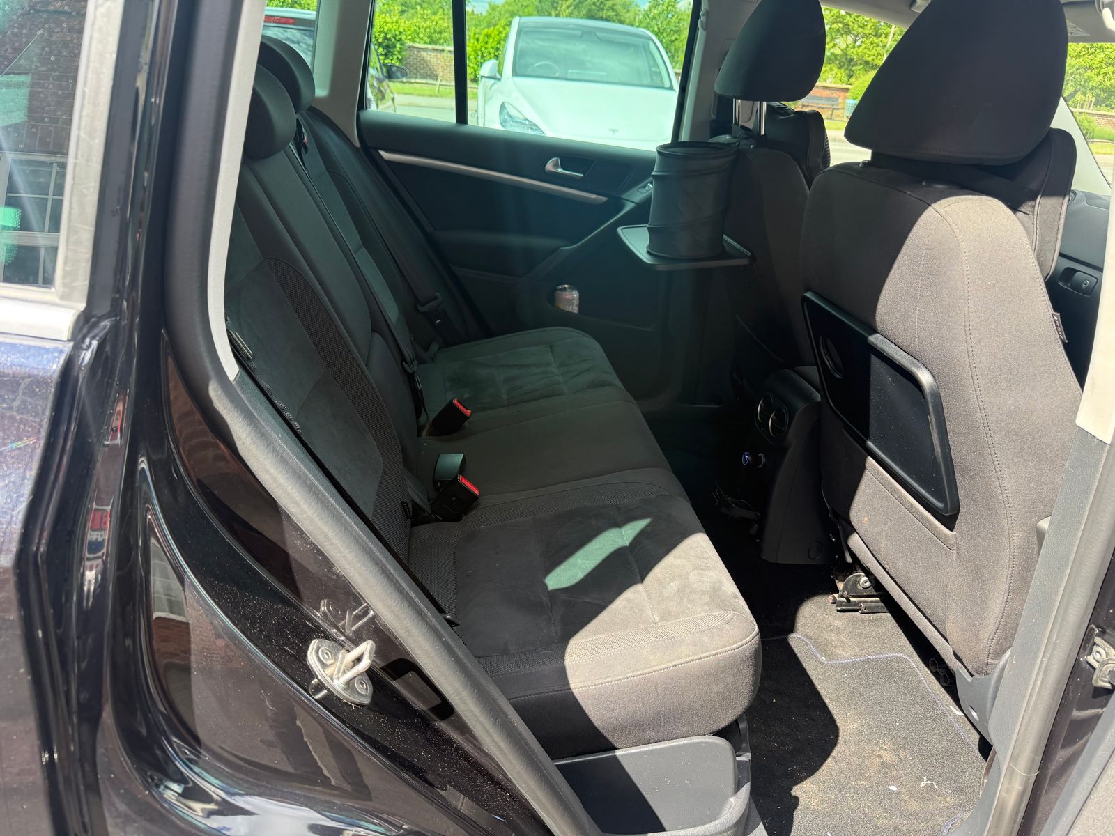 Volkswagen Tiguan 2.0 TDI BlueMotion Tech Match SUV 5dr Diesel Manual 4WD Euro 5 (s/s) (140 ps) 5dr Manual 2015