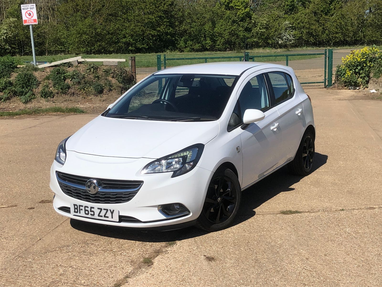 2015 Vauxhall Corsa 1.4i ecoFLEX SRi Hatchback 5dr Petrol Manual Euro 6 (90 ps), exterior view 4
