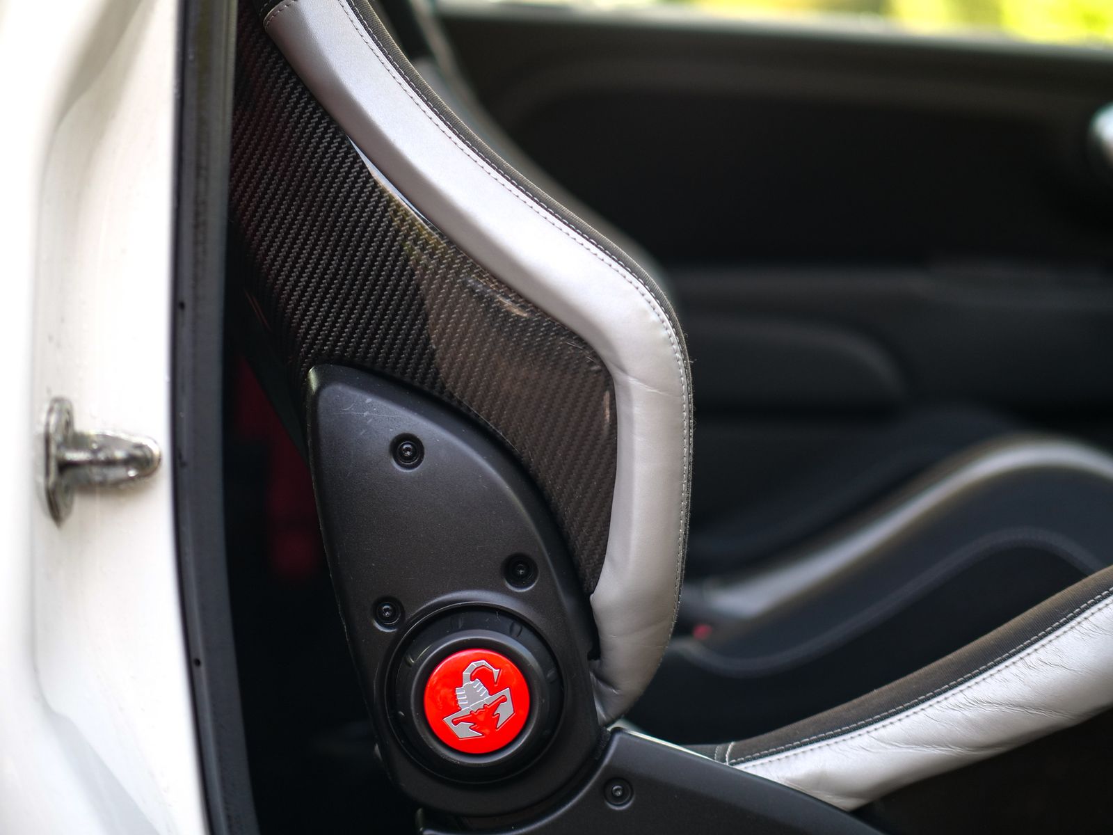 Abarth 595 1.4 T-Jet Competizione 70th Hatchback 3dr Petrol Manual Euro 6 (180 bhp) 3dr Manual 2025
