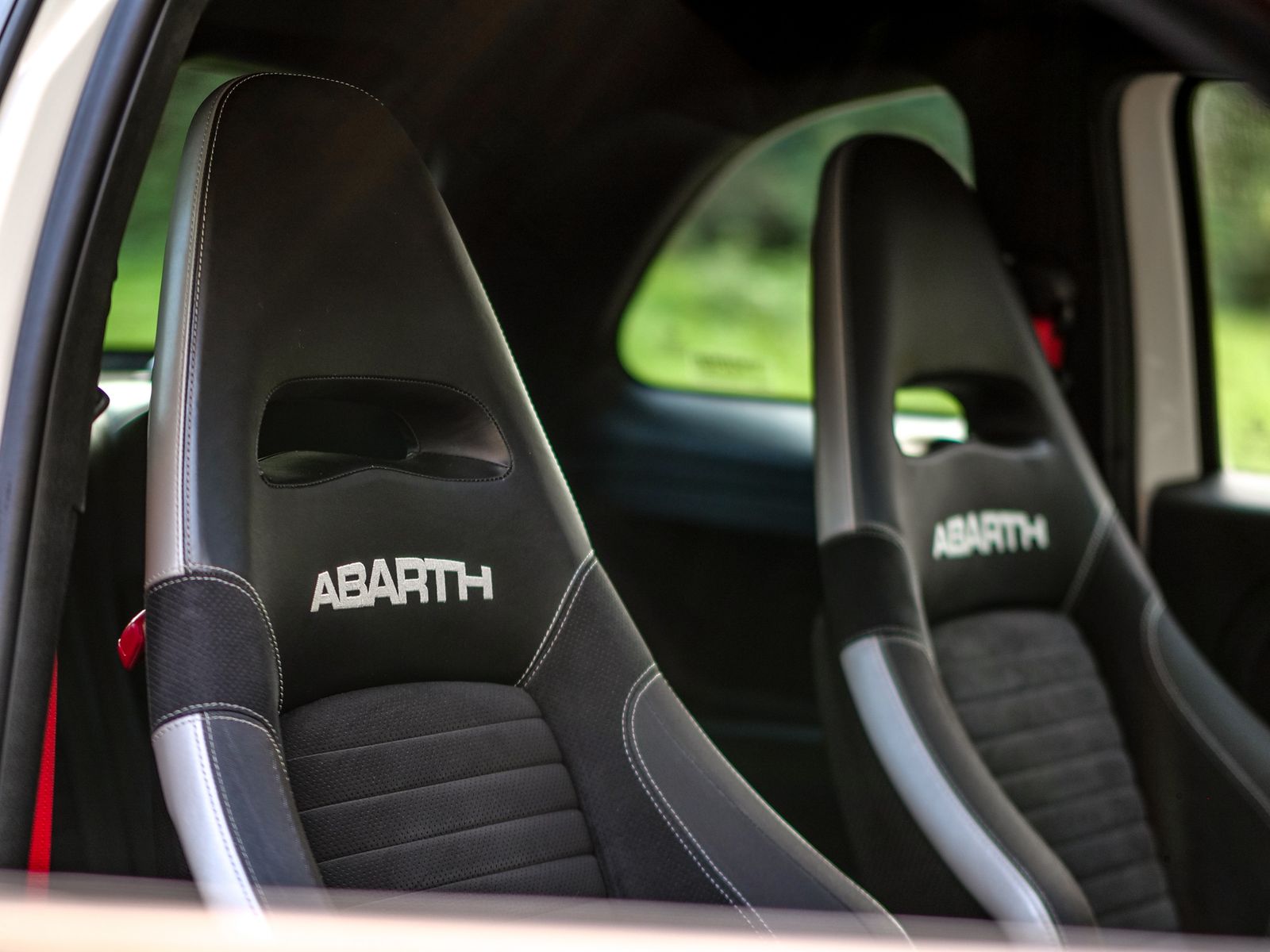 Abarth 595 1.4 T-Jet Competizione 70th Hatchback 3dr Petrol Manual Euro 6 (180 bhp) 3dr Manual 2025