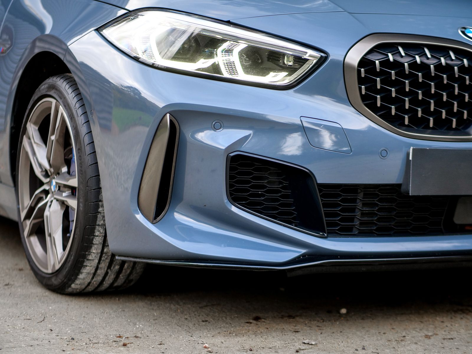 BMW 1 Series 2.0 M135i Hatchback 5dr Petrol Auto xDrive Euro 6 (s/s) (306 ps) 5dr Automatic 2025