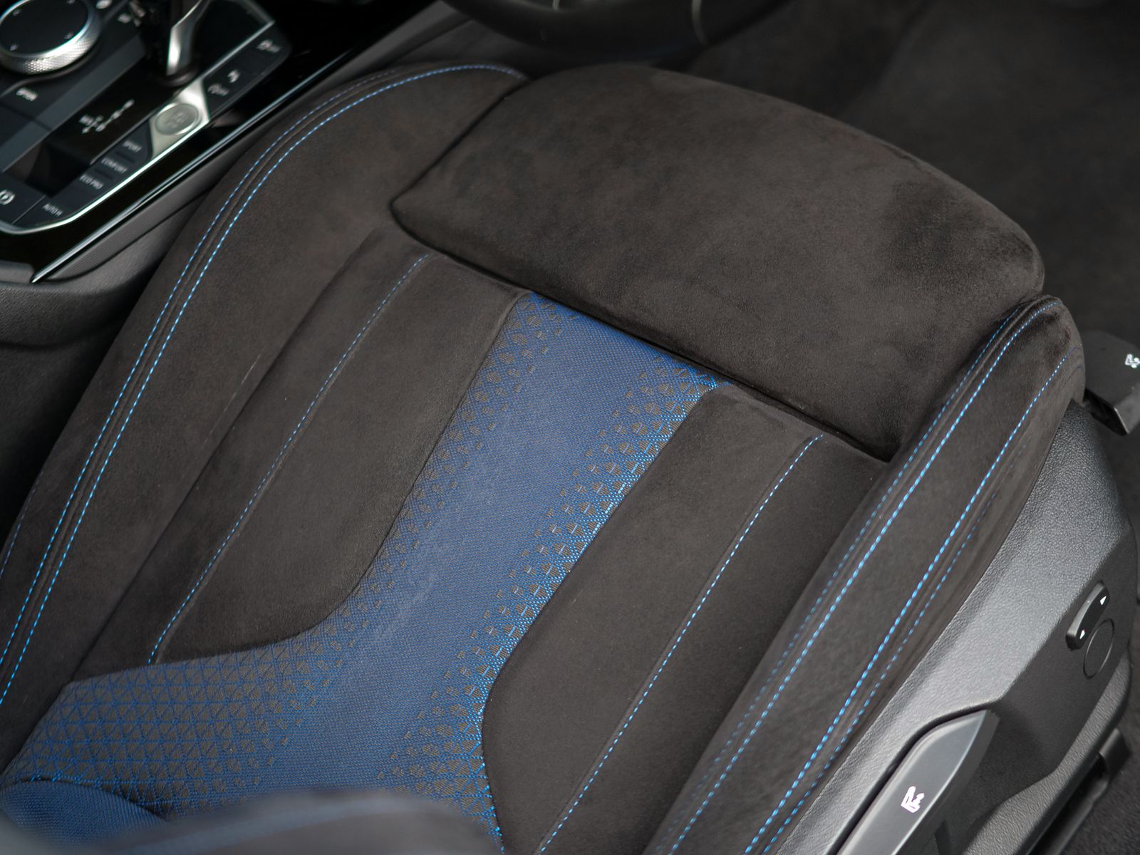 BMW 1 Series 2.0 M135i Hatchback 5dr Petrol Auto xDrive Euro 6 (s/s) (306 ps) 5dr Automatic 2025