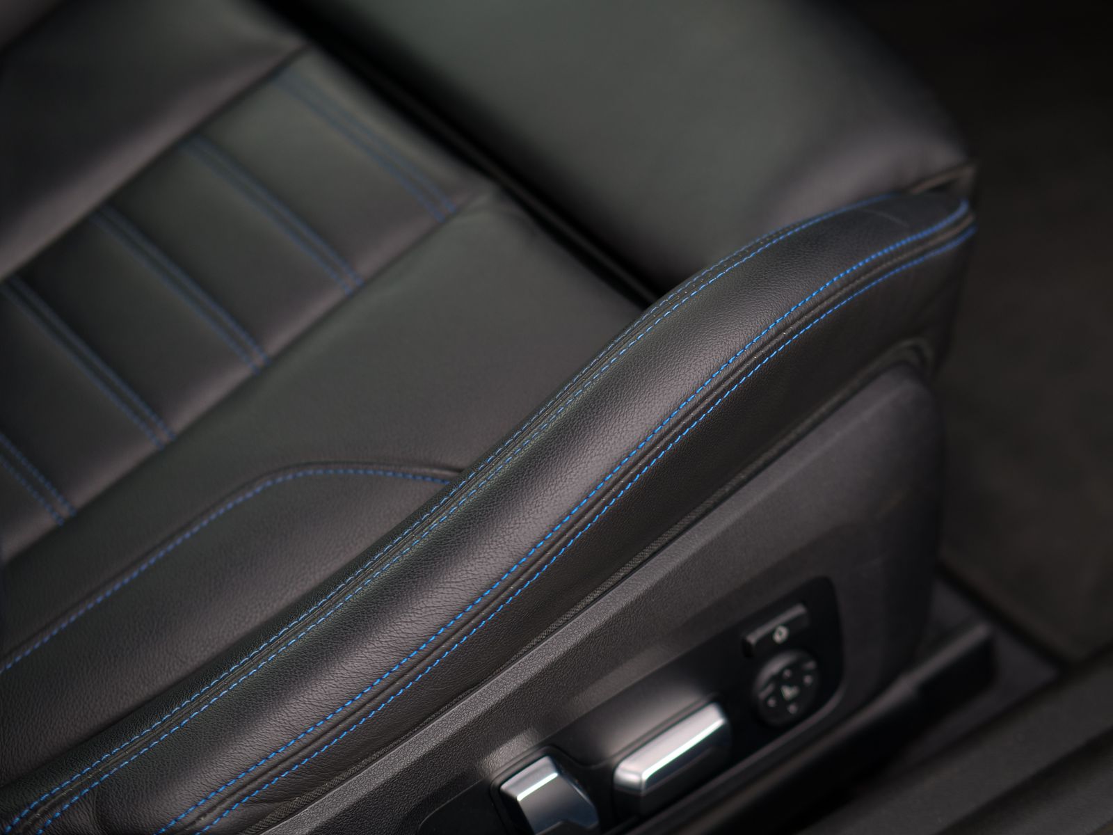 BMW 2 Series 3.0 M240i Coupe 2dr Petrol Auto xDrive Euro 6 (s/s) (374 ps) 2dr Automatic 2026