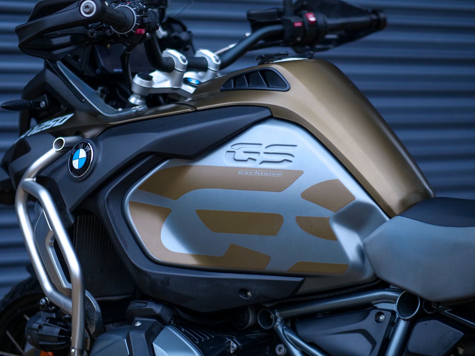 BMW R 1250 gs adventure 1250 Exclusive TE LS Adventure Petrol Manual Euro 4 (136 ps) 0dr Manual 2025