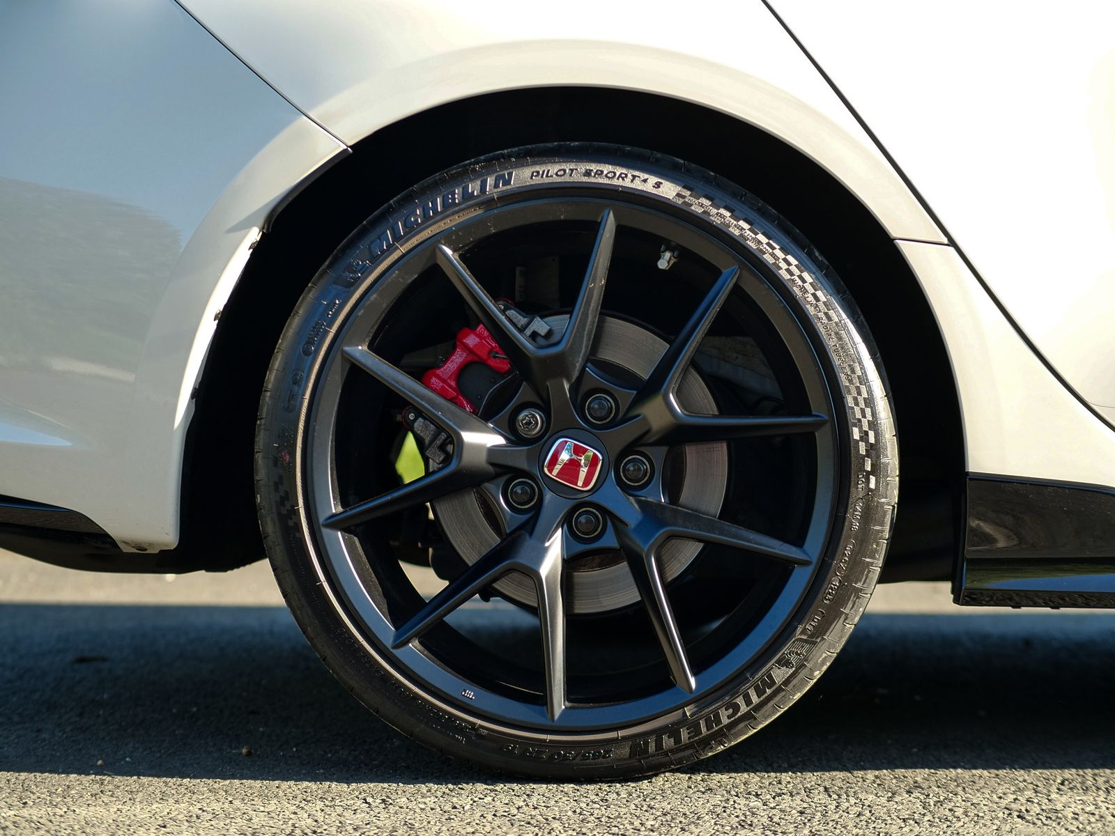 Honda Civic 2.0 VTEC Turbo Type R Hatchback 5dr Petrol Manual Euro 6 (s/s) (329 ps) 5dr Manual 2025