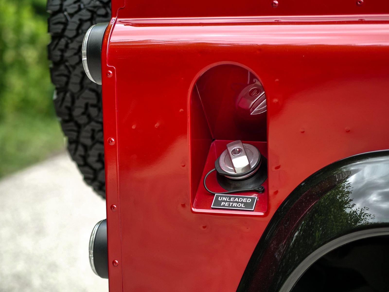 Land Rover Defender 90 Works V8 70th 3dr Automatic 2026