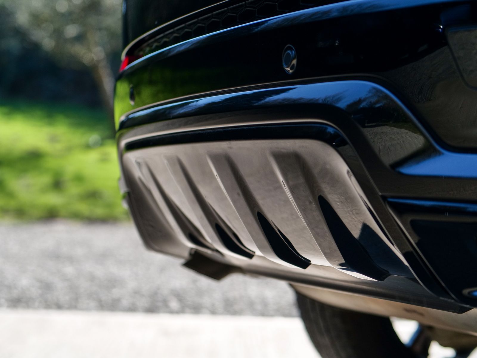 Land Rover Discovery Sport 1.5 P300e 12.2kWh R-Dynamic SE SUV 5dr Petrol Plug-in Hybrid Auto 4WD Euro 6 (s/s) (309 ps) 5dr Automatic 2026