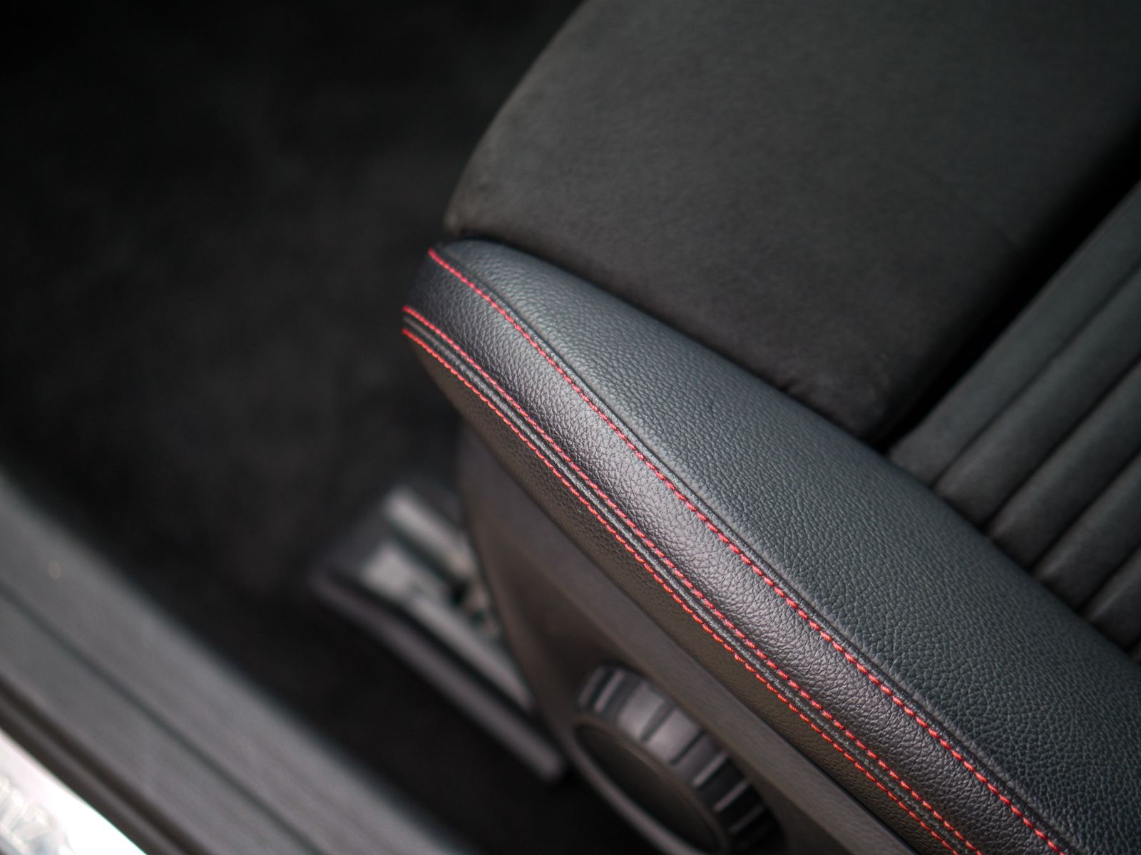 Mercedes-Benz A Class 1.6 A200 AMG Line Hatchback 5dr Petrol 7G-DCT Euro 6 (s/s) (156 ps) 5dr Automatic 2026