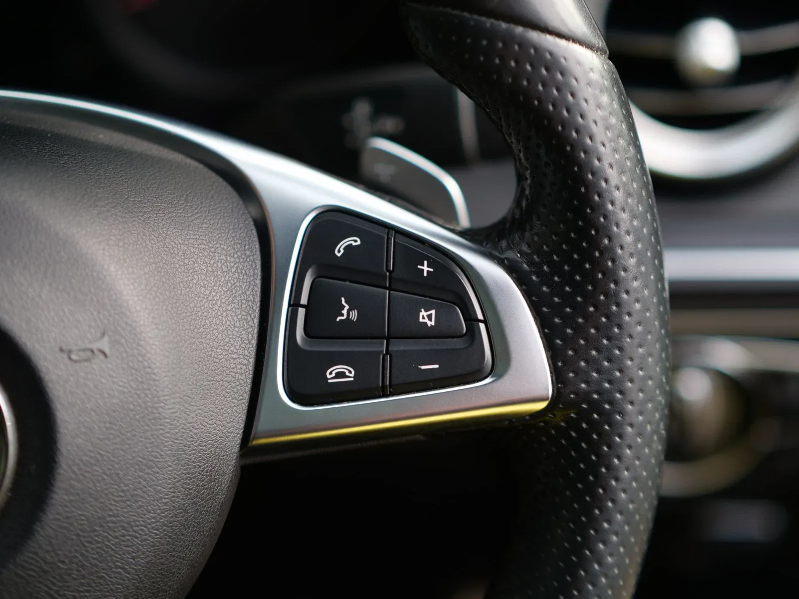 Mercedes-Benz GLC 2.1 GLC250d AMG Line (Premium Plus) SUV 5dr Diesel G-Tronic 4MATIC Euro 6 (s/s) (204 ps) 5dr Automatic 2026