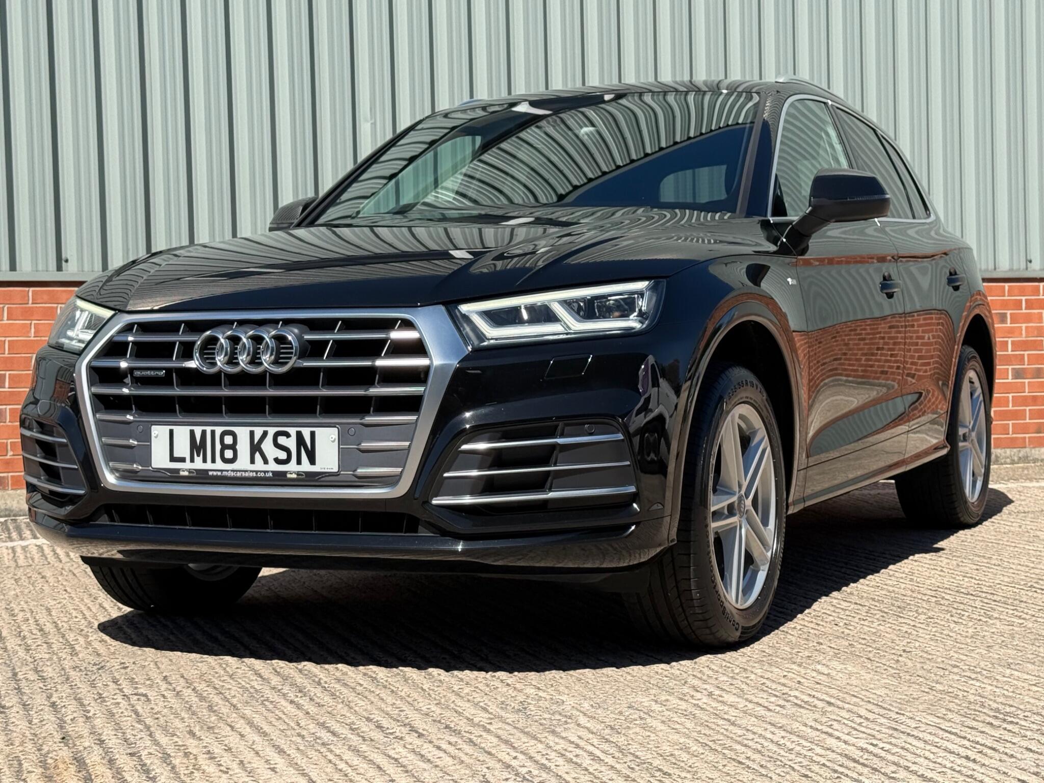 2018 Audi Q5 2.0 TDI S line S Tronic quattro Euro 6 (s/s) 5dr, exterior view 3
