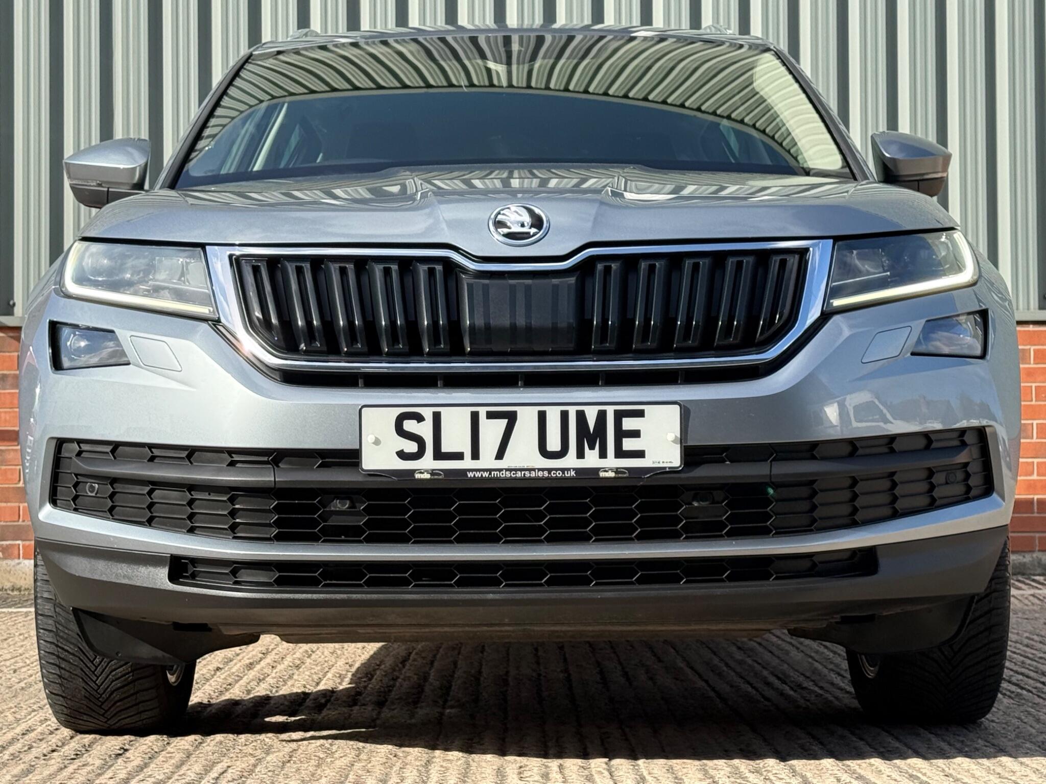 2017 Skoda Kodiaq 2.0 TDI Edition DSG 4WD Euro 6 (s/s) 5dr (7 Seat), exterior view 2