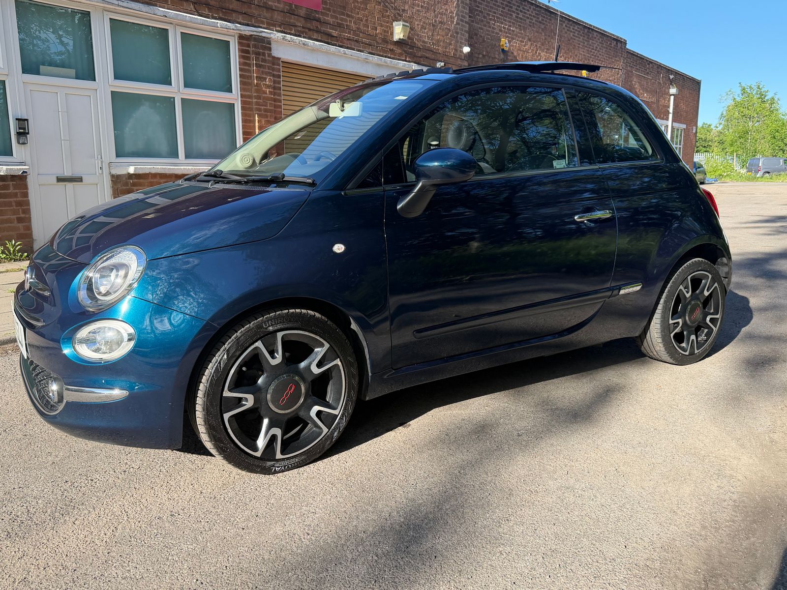 2016 Fiat 500 0.9 TwinAir Lounge Hatchback 3dr Petrol Manual Euro 6 (s/s) (105 ps), exterior view 4