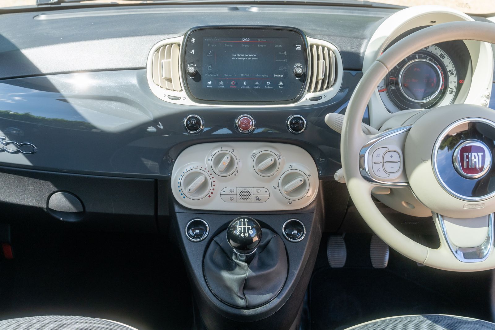 Fiat 500 1.0 MHEV Lounge Hatchback 3dr Petrol Manual Euro 6 (s/s) (70 bhp) 3dr Manual 2026