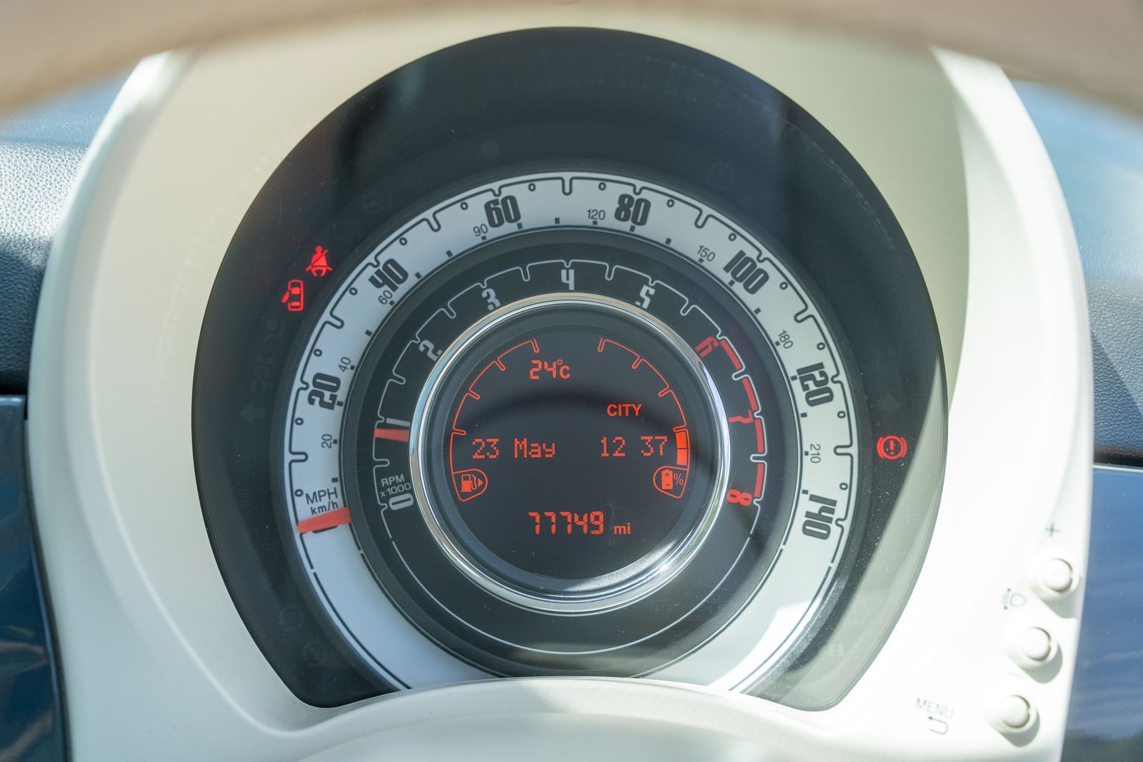 Fiat 500 1.0 MHEV Lounge Hatchback 3dr Petrol Manual Euro 6 (s/s) (70 bhp) 3dr Manual 2026