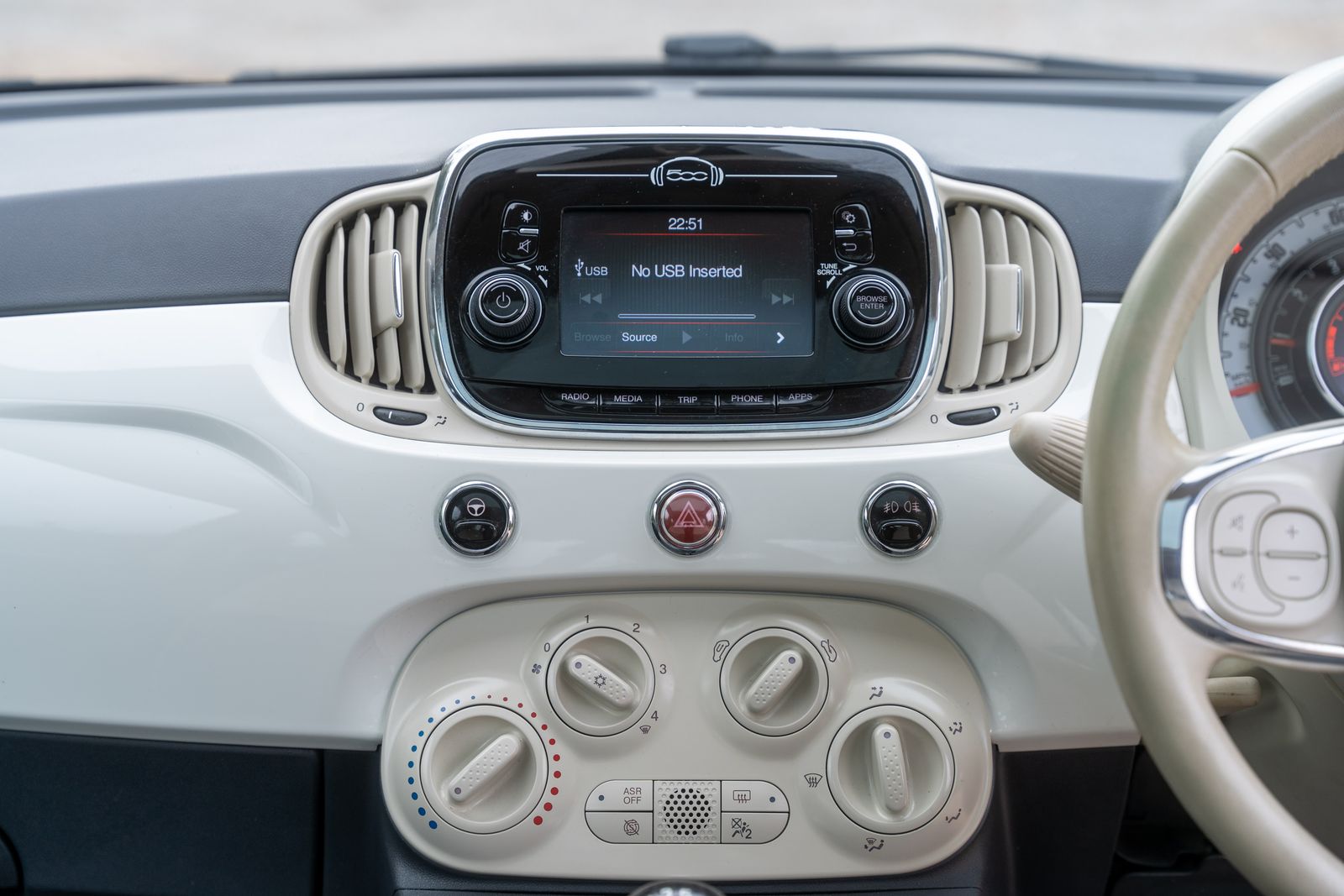 Fiat 500 1.2 Lounge Hatchback 3dr Petrol Manual Euro 6 (s/s) (69 bhp) 3dr Manual 2026