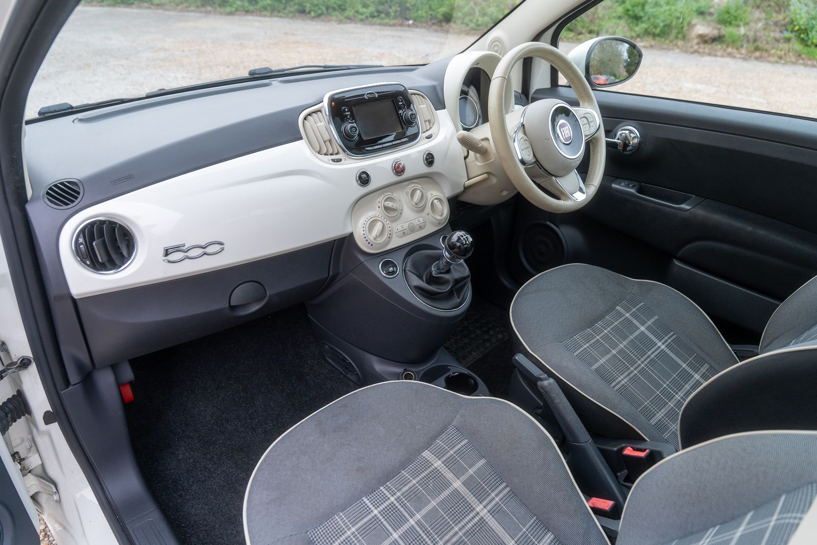 Fiat 500 1.2 Lounge Hatchback 3dr Petrol Manual Euro 6 (s/s) (69 bhp) 3dr Manual 2026