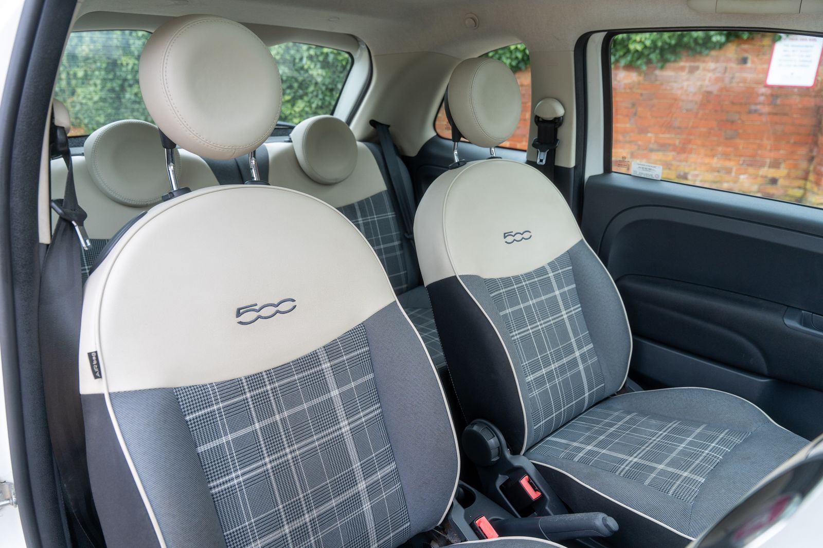 Fiat 500 1.2 Lounge Hatchback 3dr Petrol Manual Euro 6 (s/s) (69 bhp) 3dr Manual 2026