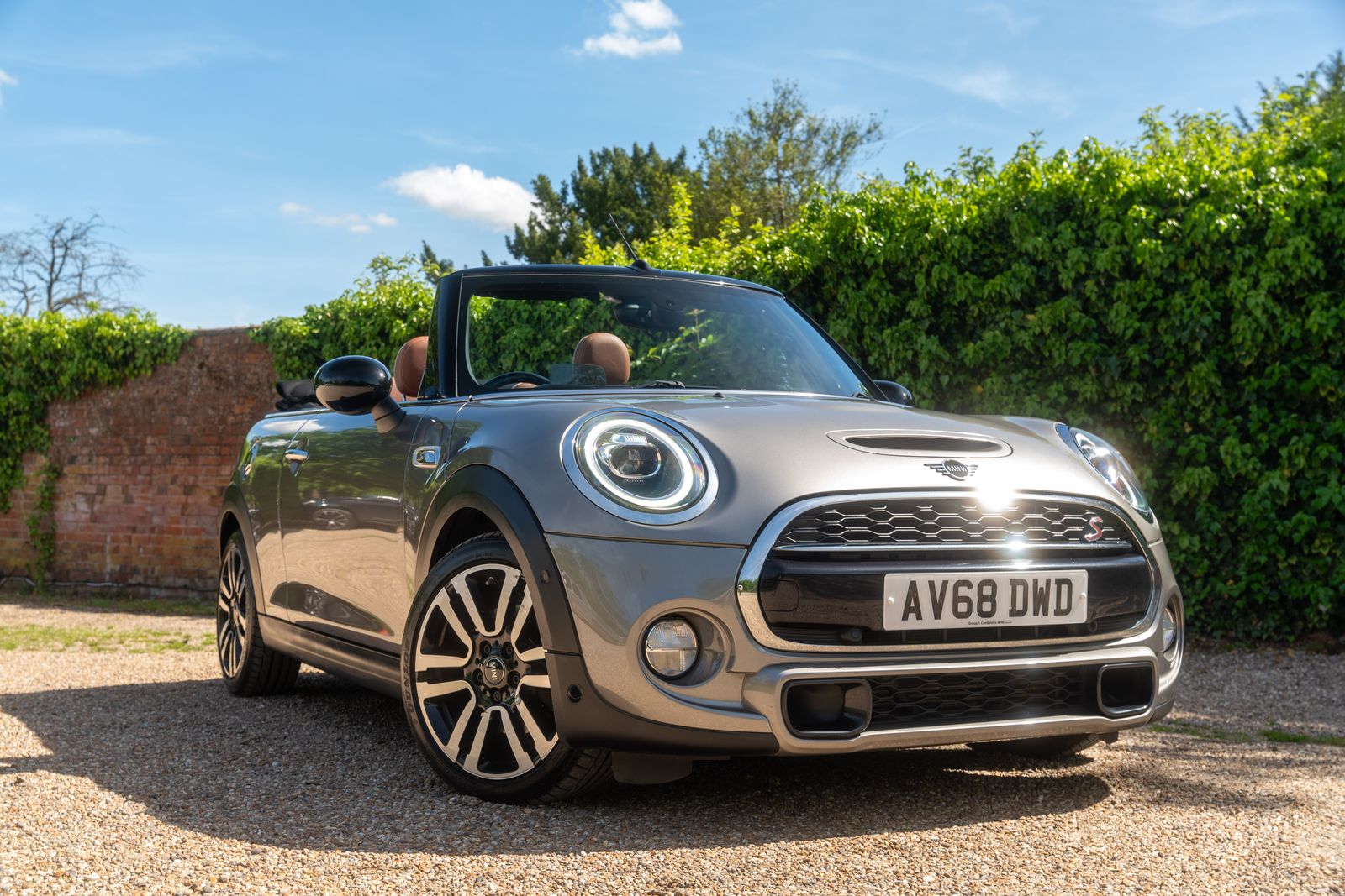 2018 MINI Convertible 2.0 Cooper S Convertible 2dr Petrol Steptronic Euro 6 (s/s) (192 ps), exterior view 2