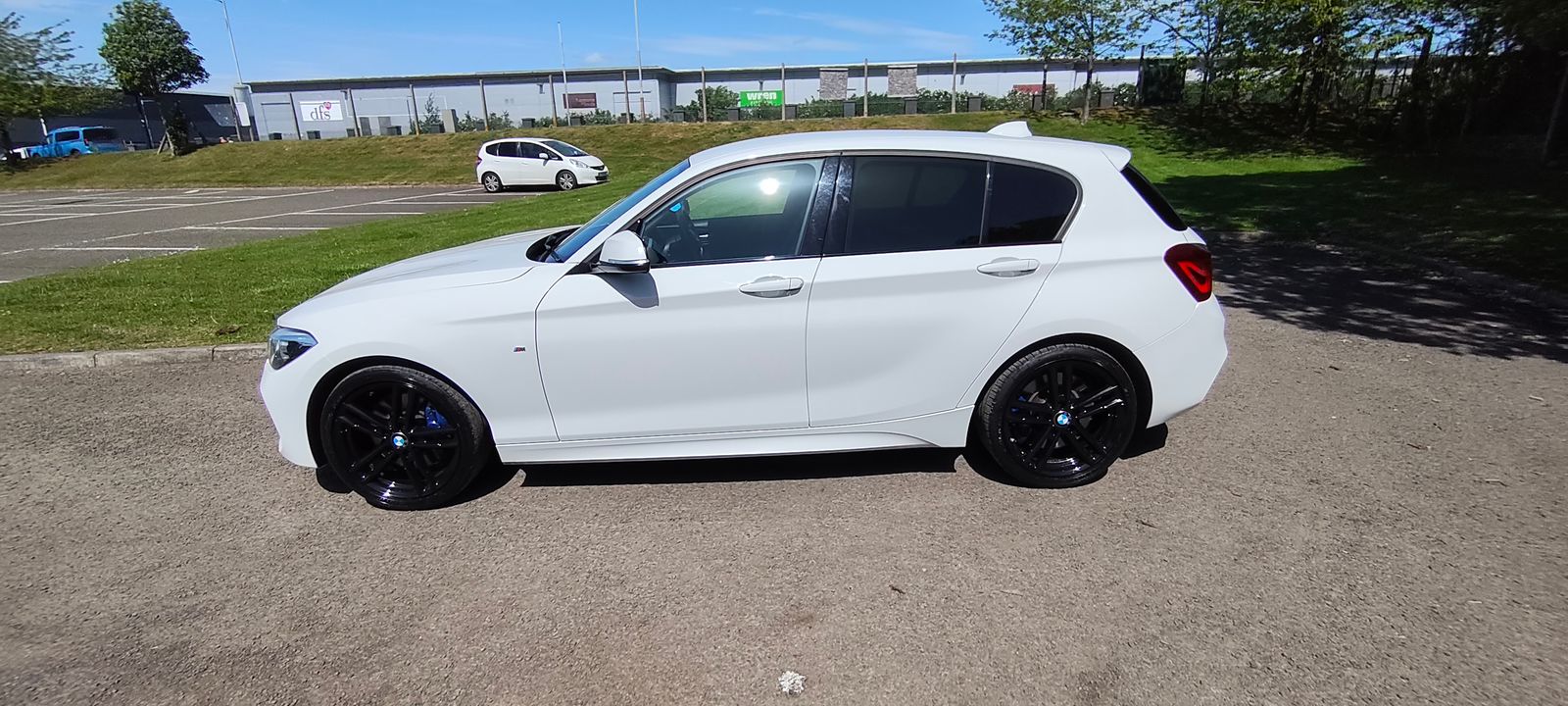2019 BMW 1 Series 1.5 118i GPF M Sport Shadow Edition Hatchback 5dr Petrol Manual Euro 6 (s/s) (136 ps), exterior view 2