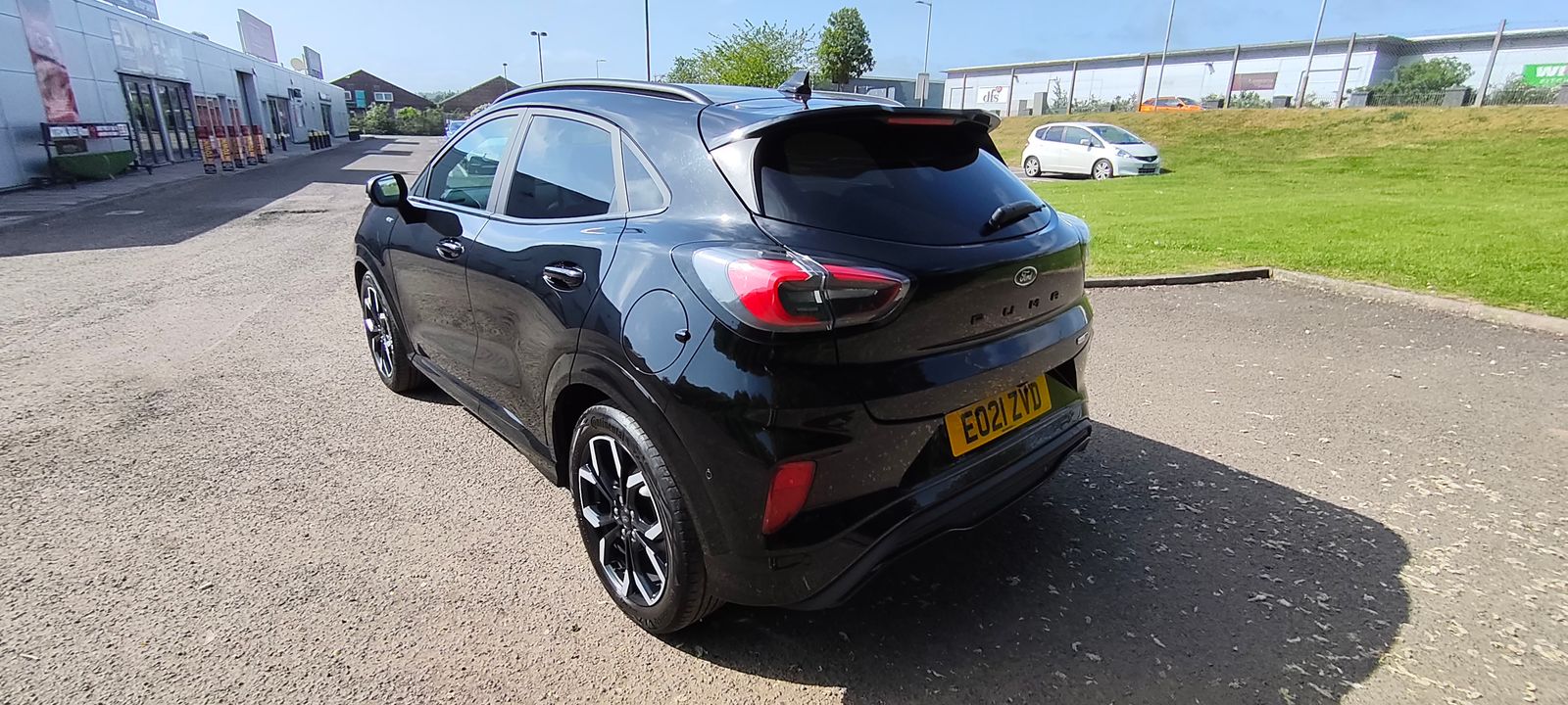 2021 Ford Puma 1.0T EcoBoost MHEV ST-Line X SUV 5dr Petrol Manual Euro 6 (s/s) (155 ps), exterior view 3