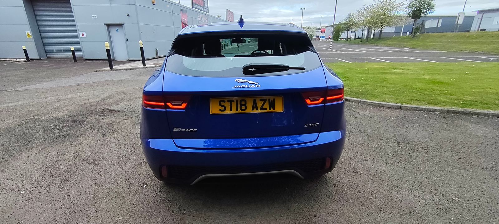 2018 Jaguar E-PACE 2.0 D150 SUV 5dr Diesel Manual Euro 6 (s/s) (150 ps), exterior view 4