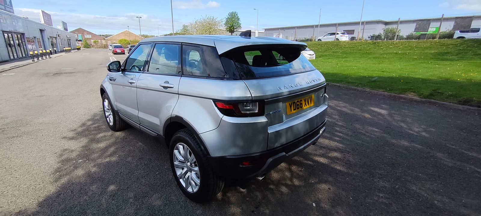 2016 Land Rover Range Rover Evoque 2.0 eD4 SE SUV 5dr Diesel Manual FWD Euro 6 (s/s) (150 ps), exterior view 3