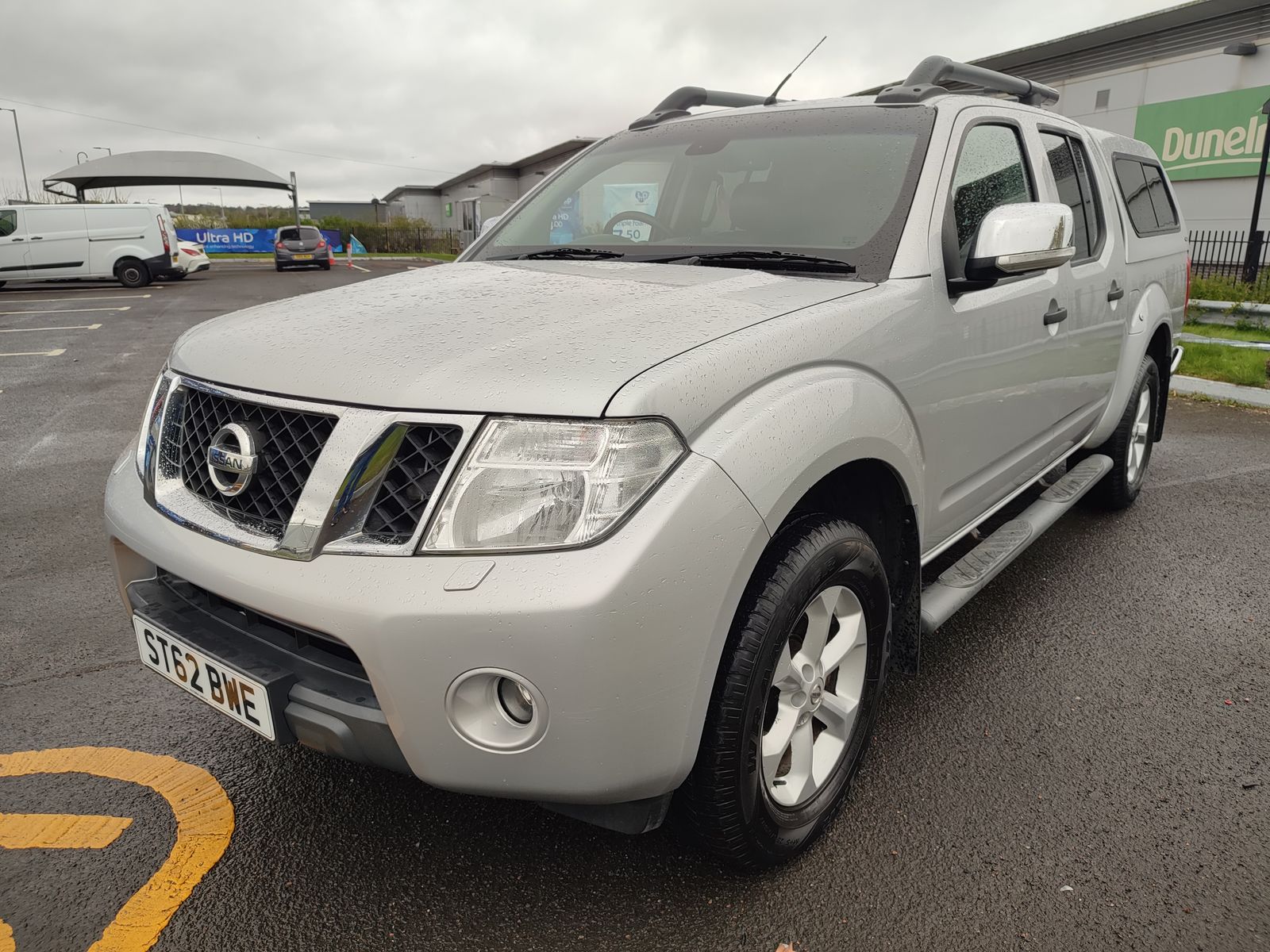 Used Nissan NAVARA 2.5L DCI TEKNA 4X4 SHR DCB 5dr Diesel Automatic Euro