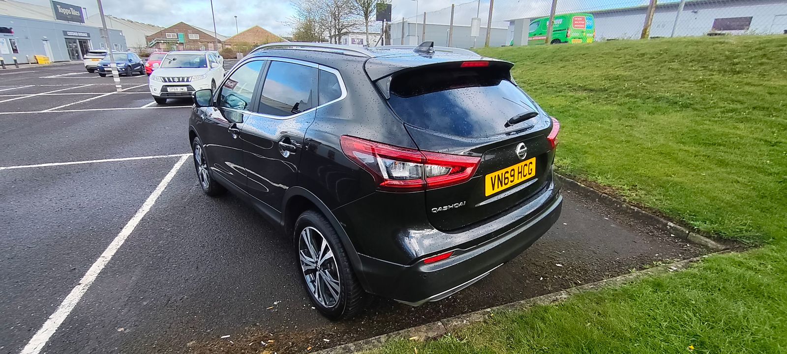 2019 Nissan Qashqai 1.3 DIG-T N-Connecta SUV 5dr Petrol Manual Euro 6 (s/s) (140 ps), exterior view 3