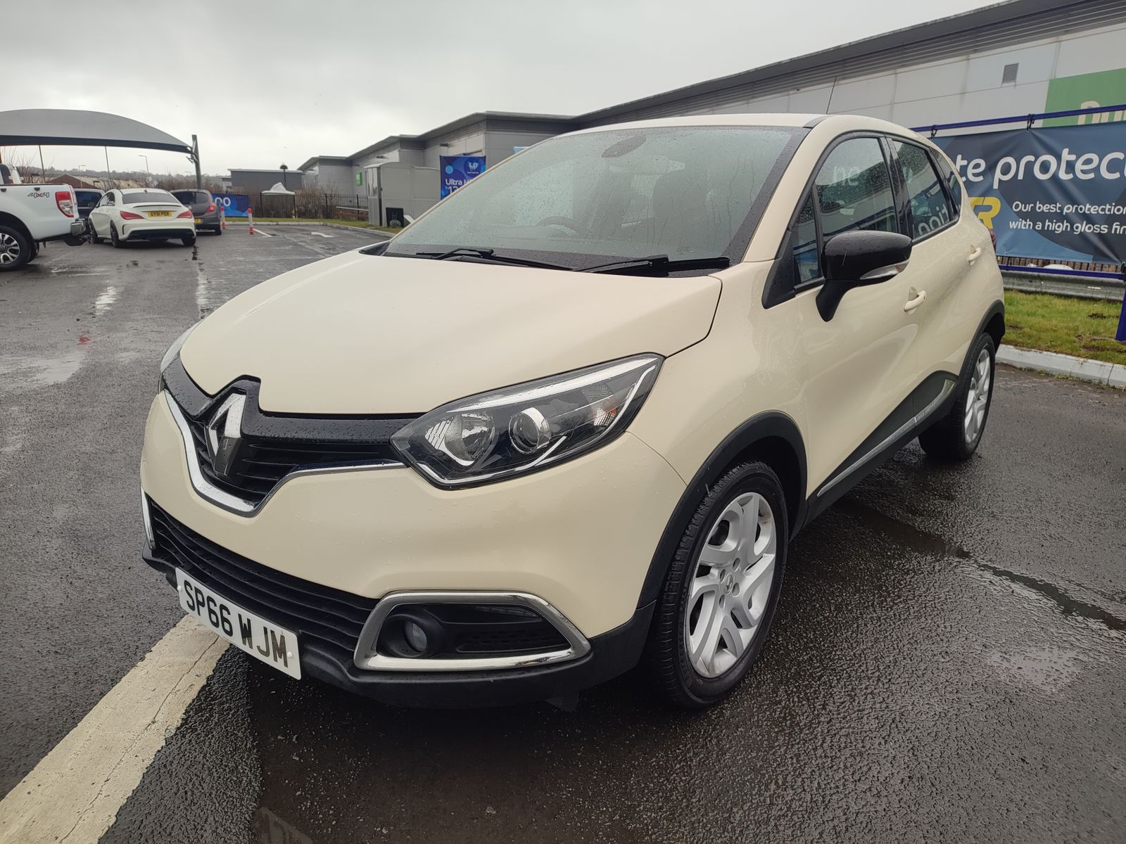Used Renault CAPTUR 1.5L DYNAMIQUE NAV DCI 5dr Diesel Automatic Euro 6