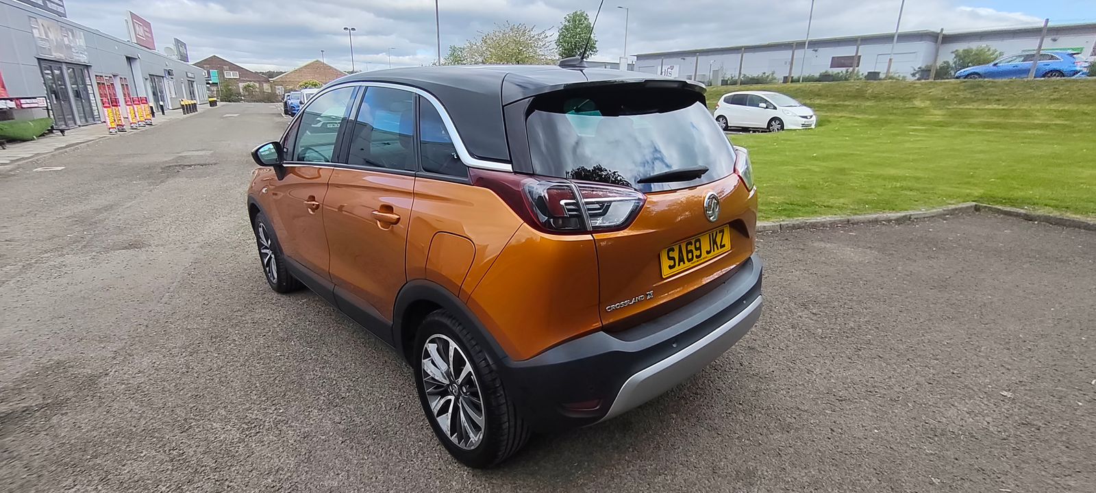 2019 Vauxhall Crossland X 1.2 Elite SUV 5dr Petrol Manual Euro 6 (83 ps), exterior view 3