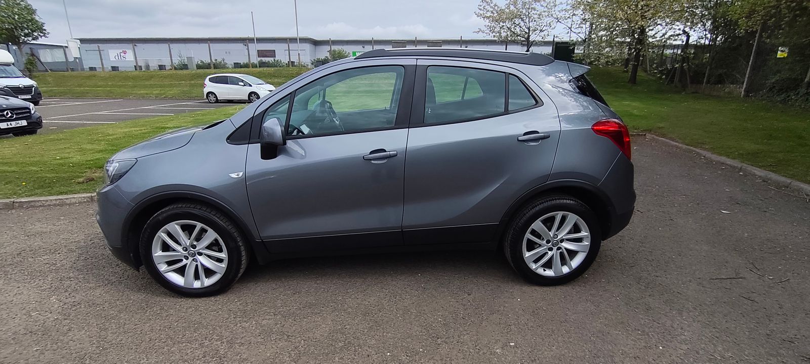 2018 Vauxhall Mokka X 1.4i Turbo ecoTEC Design Nav SUV 5dr Petrol Manual Euro 6 (s/s) (140 ps), exterior view 2