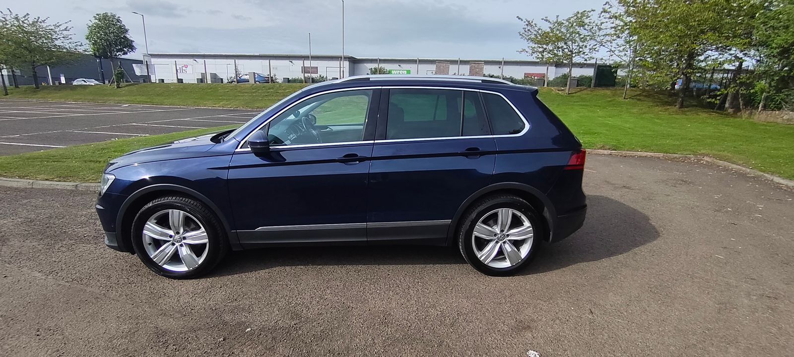 2020 Volkswagen Tiguan 1.5 TSI EVO Match SUV 5dr Petrol Manual Euro 6 (s/s) (150 ps), exterior view 2