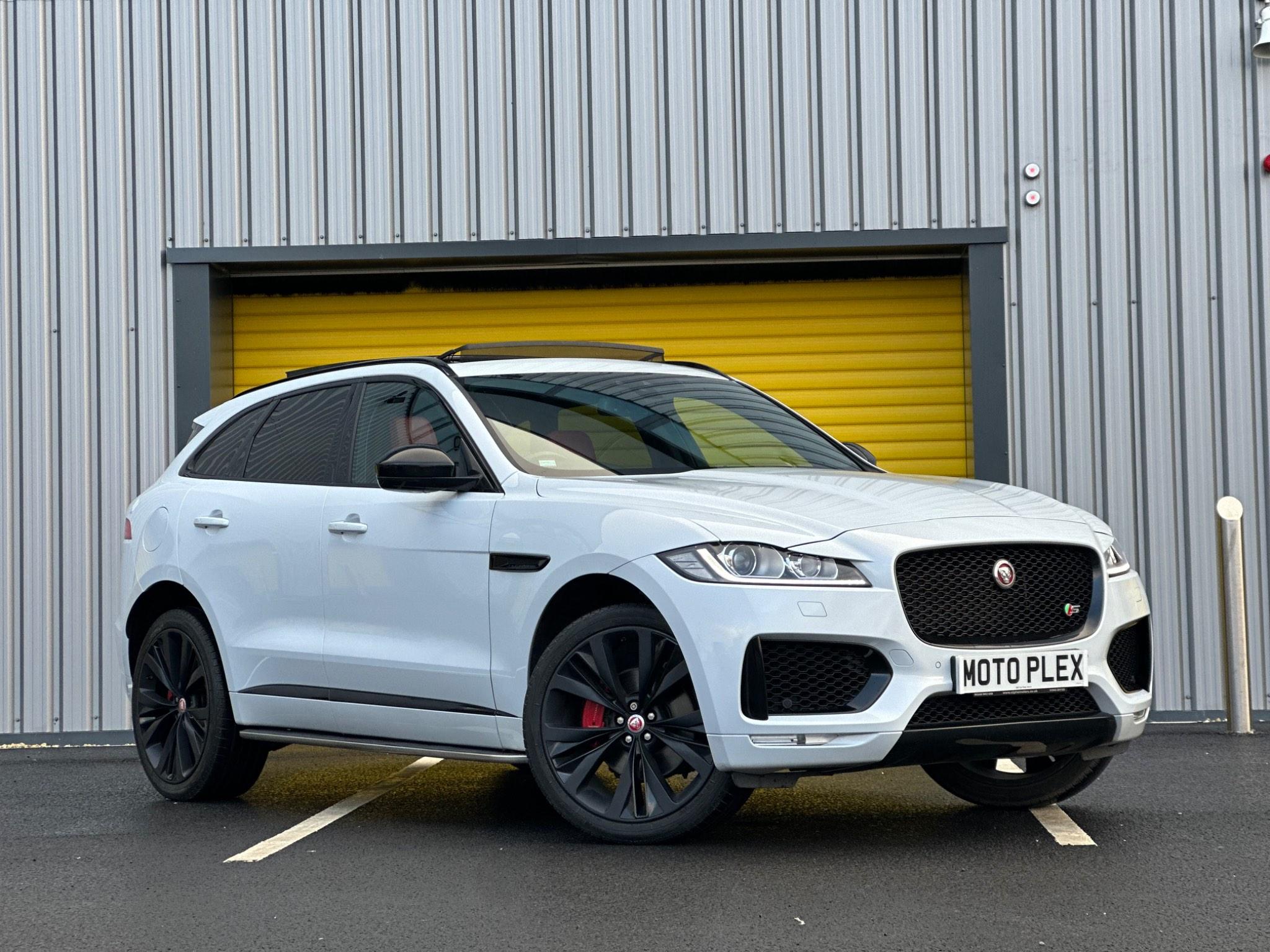Used Jaguar FPACE 3.0 D300 V6 S Auto AWD Euro 6 (s/s) 5dr 2017 5dr Automatic (BV17DXJ) Motoplex