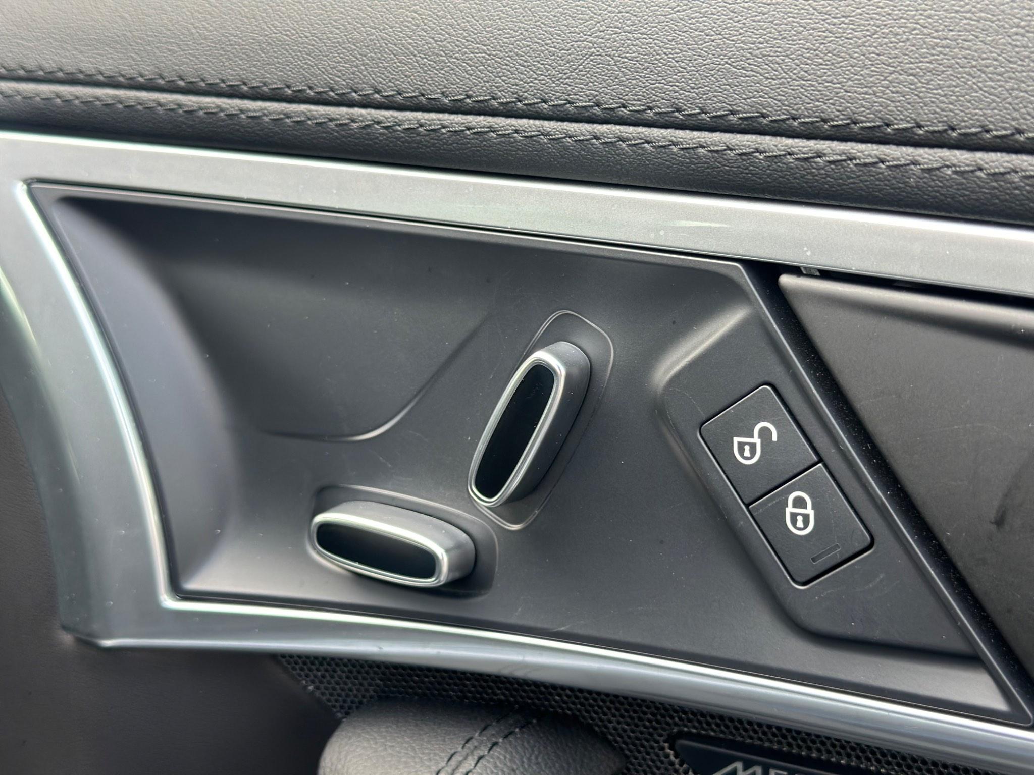 Jaguar F-Type 2.0i R-Dynamic Auto Euro 6 (s/s) 2dr 2dr Automatic 2020