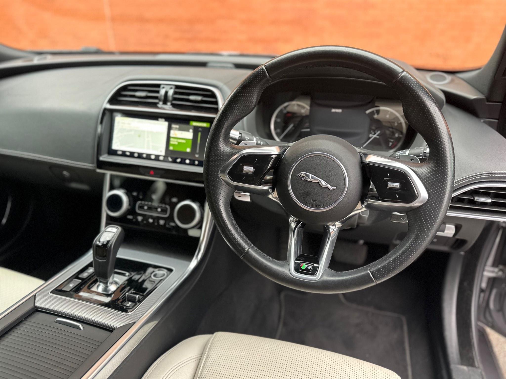 Used Jaguar XE 2.0 P250i R-Dynamic S Auto Euro 6 (s/s) 4dr 2019 