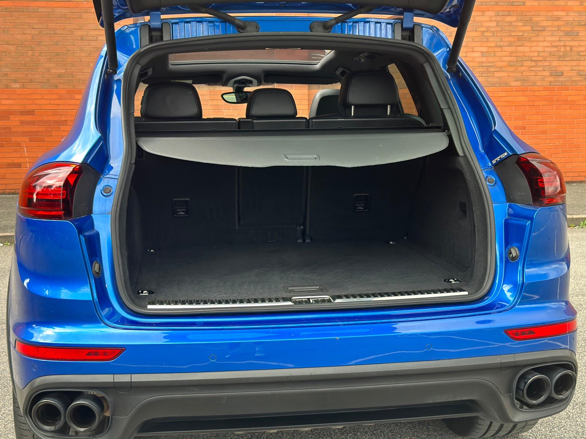 Used Porsche Cayenne 3.0 TD V6 TiptronicS 4WD Euro 6 (s/s) 5dr 