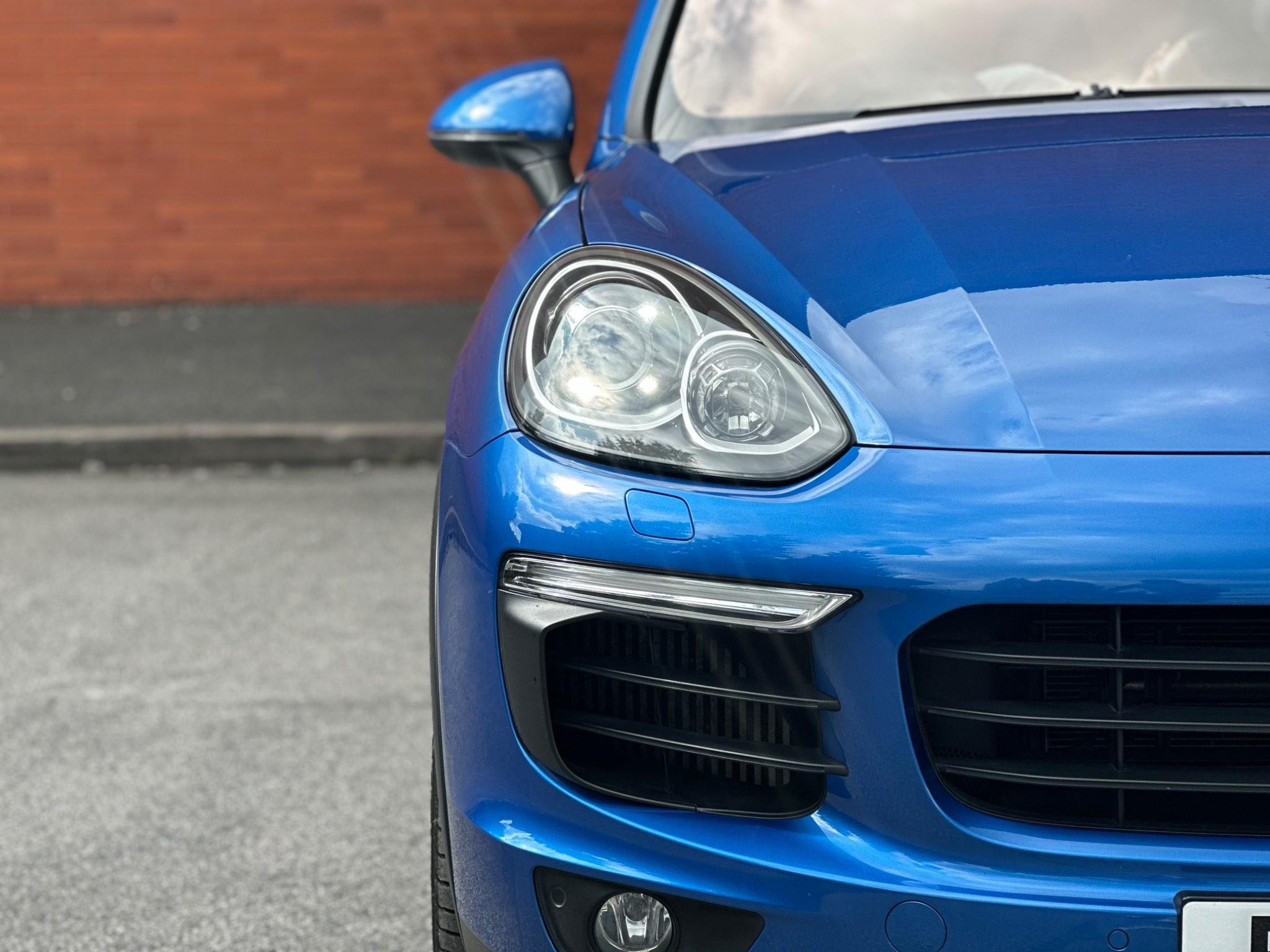 Used Porsche Cayenne 3.0 TD V6 TiptronicS 4WD Euro 6 (s/s) 5dr 