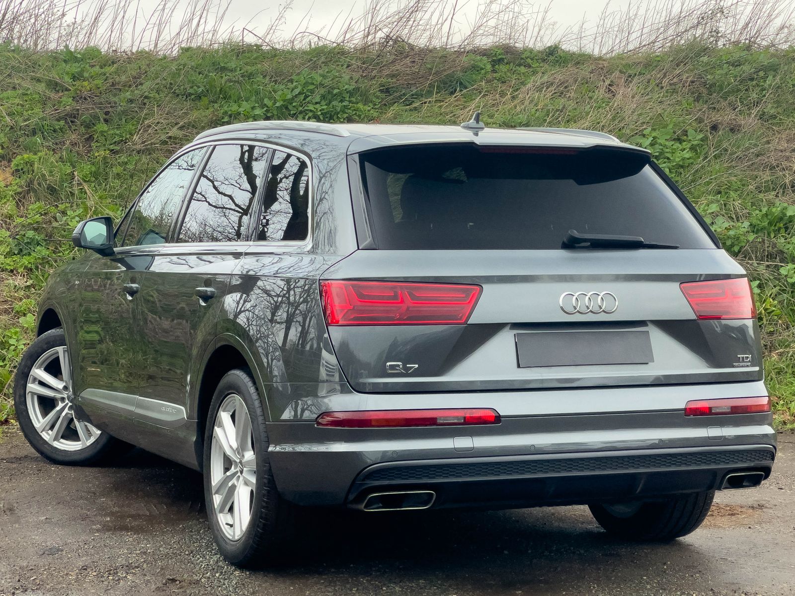 Audi Q7 3.0L TDI QUATTRO S LINE SUV 5dr Diesel Automatic Euro 6 (215 bhp) 5dr Automatic 2026