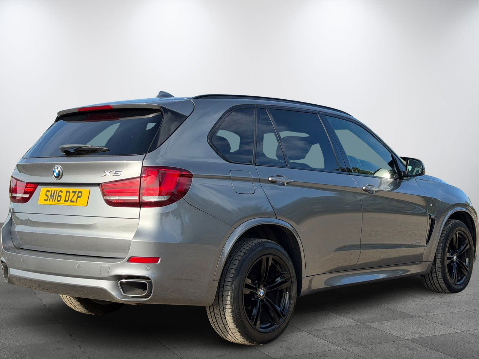 BMW X5 3.0 30d M Sport SUV 5dr Diesel Auto xDrive Euro 6 (s/s) (258 ps) 5dr Automatic 2025