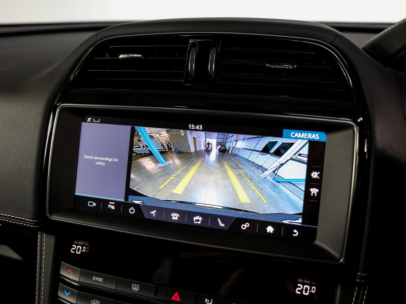 Jaguar F-PACE R-SPORT AWD 5dr Automatic 2025