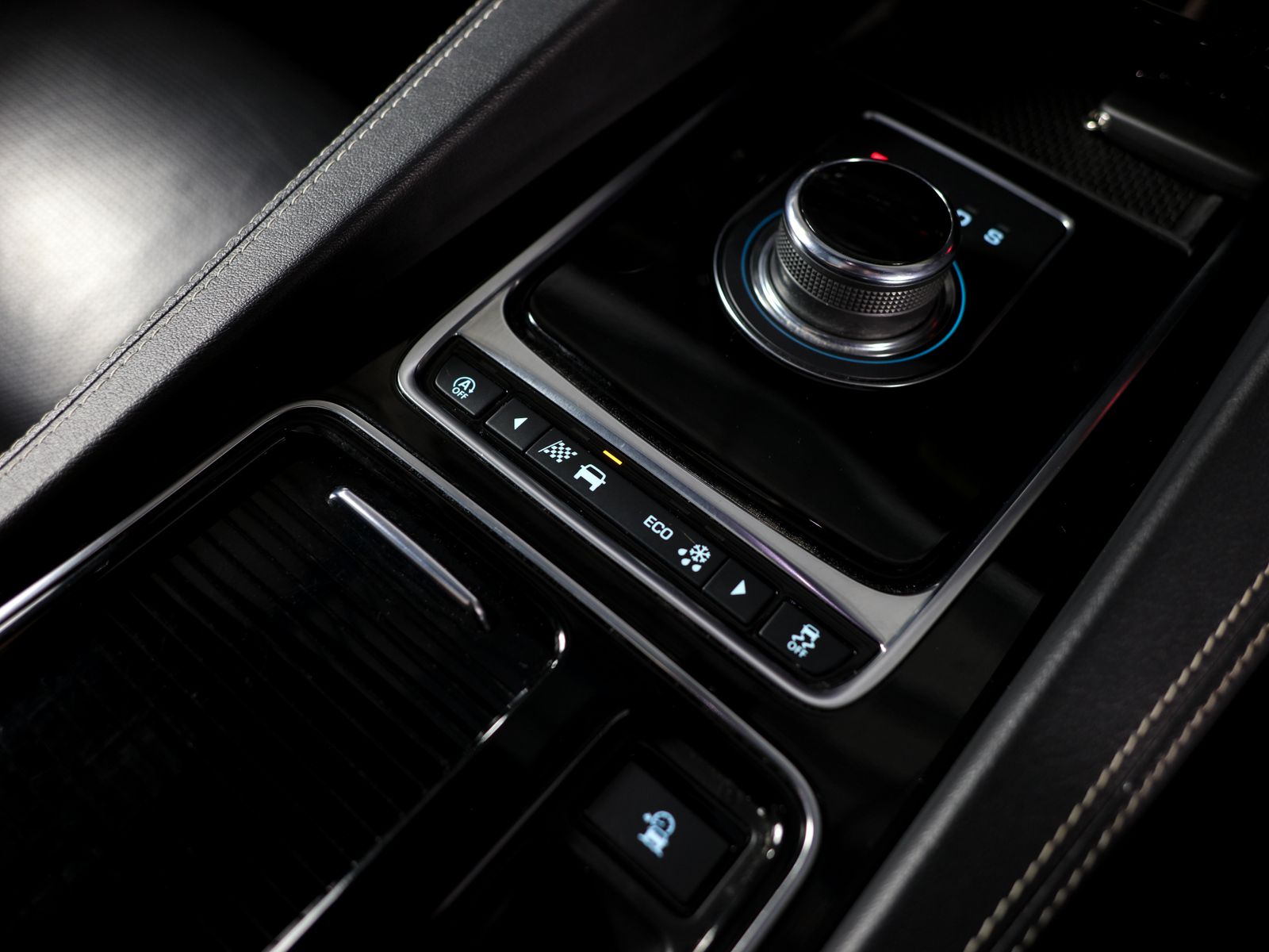 Jaguar F-PACE R-SPORT AWD 5dr Automatic 2025