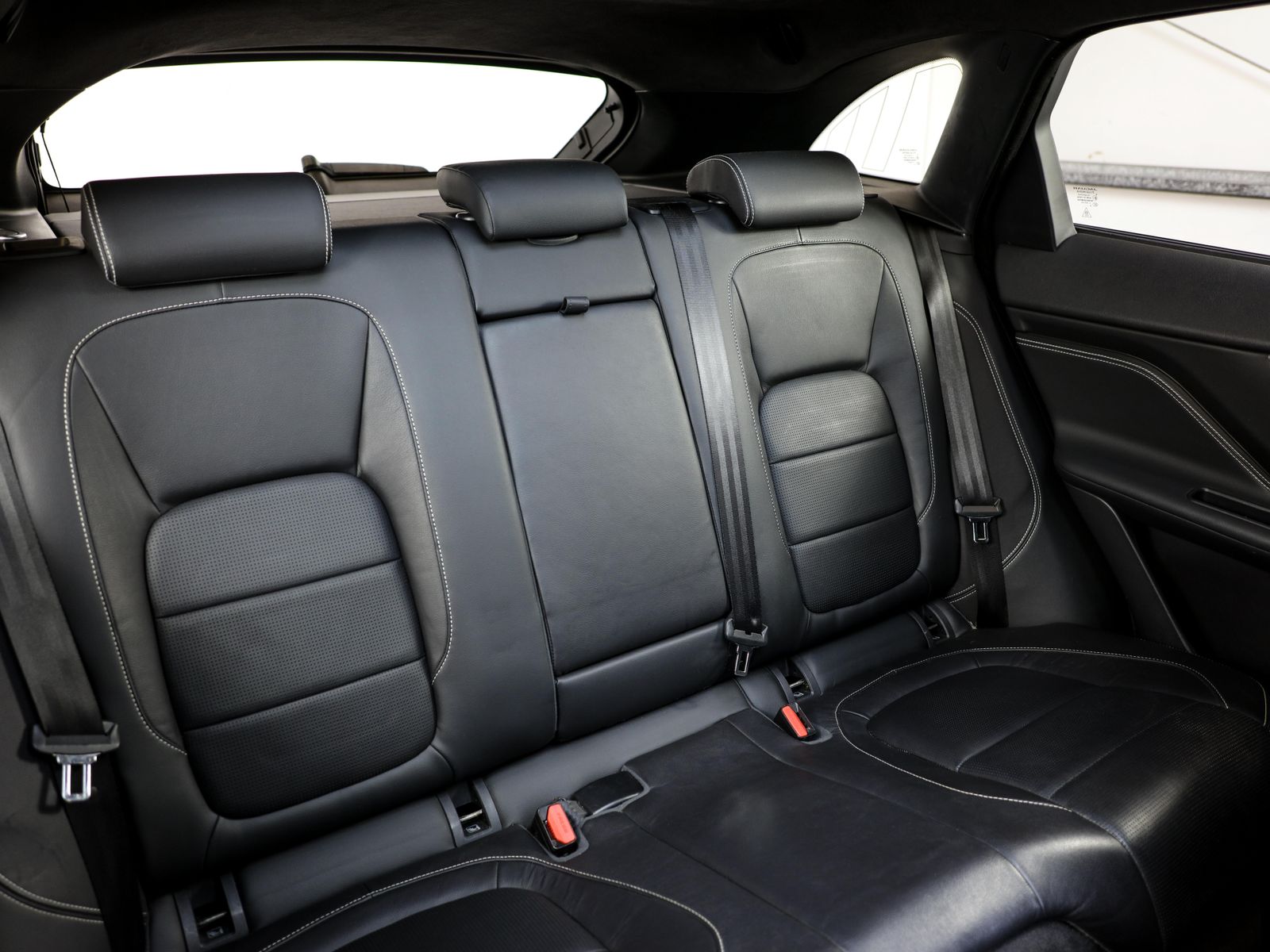 Jaguar F-PACE R-SPORT AWD 5dr Automatic 2025