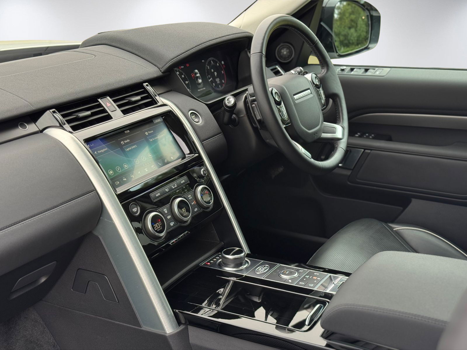 Land Rover DISCOVERY 3.0 SD V6 HSE SUV 5dr Diesel Auto 4WD Euro 6 (s/s) (306 ps) 5dr Automatic 2026