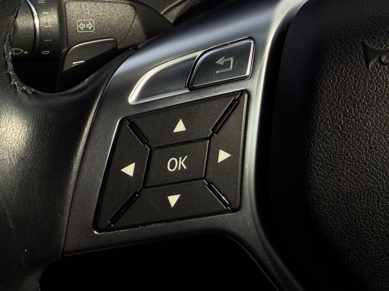 Mercedes-Benz SLK 2.1 SLK250 CDI Convertible 2dr Diesel G-Tronic+ Euro 5 (s/s) (204 ps) 2dr Automatic 2025