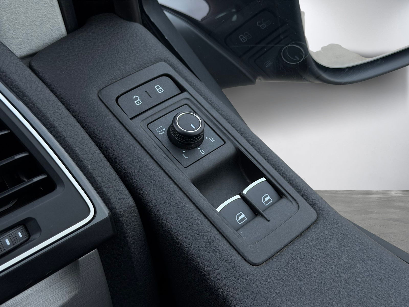 Volkswagen California 2.0 BiTDI BlueMotion Tech Ocean Camper 4dr Diesel DSG Euro 6 (s/s) (204 ps) 4dr Automatic 2025