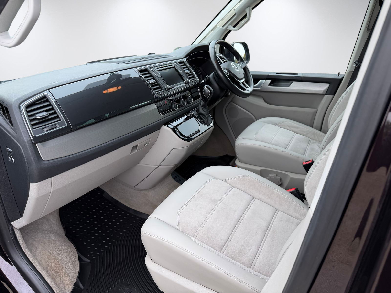 Volkswagen California 2.0 BiTDI BlueMotion Tech Ocean Camper 4dr Diesel DSG Euro 6 (s/s) (204 ps) 4dr Automatic 2025